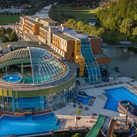 Hotel Thermana Park Lasko**** Superior Exteriör bild
