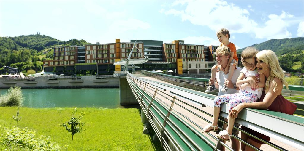 Hotel Thermana Park Lasko**** Superior Exteriör bild